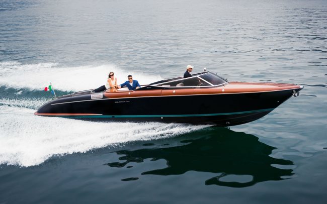 Riva Aquariva super cruising