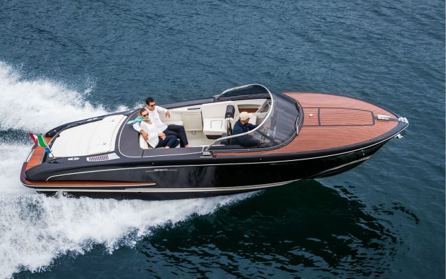 Riva Iseo cruising