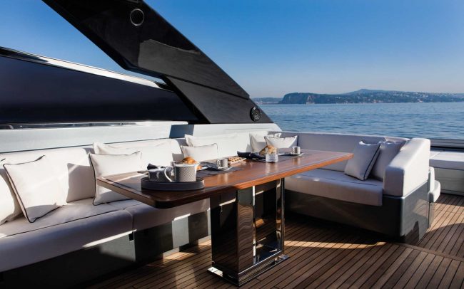 Riva 76' Bahamas cruising